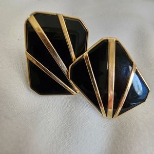 14 karat yellow Gold Fashion Onyx Earrings